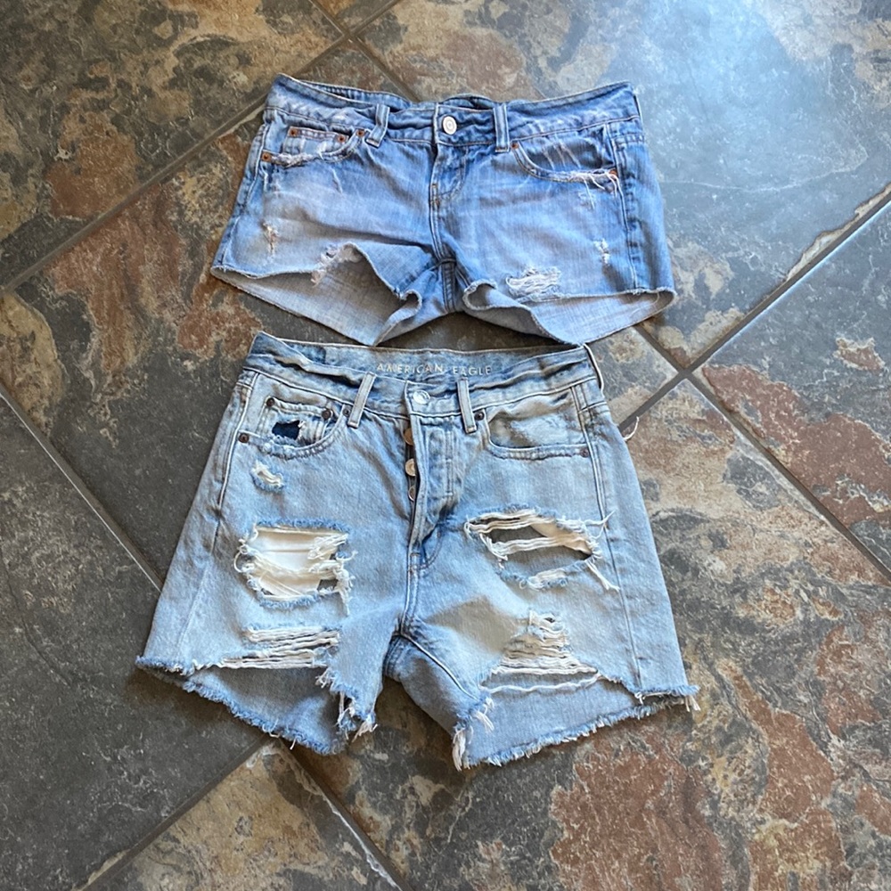 American eagle shorts sold as bundle
